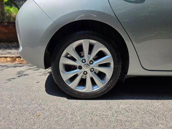 Toyota Auris 1.8 VVT-h Excel CVT Euro 5 (s/s) 5dr
