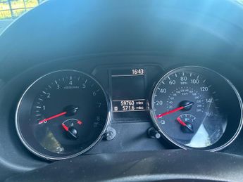 Nissan Qashqai 1.6 Acenta 2WD Euro 5 (s/s) 5dr