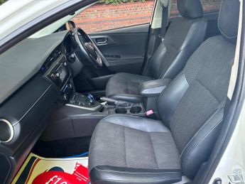 Toyota Auris 1.8 VVT-h Excel CVT Euro 5 (s/s) 5dr