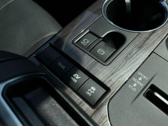 Toyota Highlander 2.5 VVT-h Excel CVT 4WD Euro 6 (s/s) 5dr