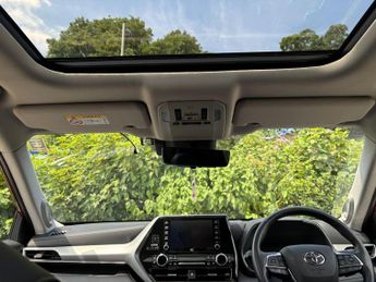 Toyota Highlander 2.5 VVT-h Excel Premium SUV 5dr Petrol Hybrid CVT 4WD Euro 6 (s/