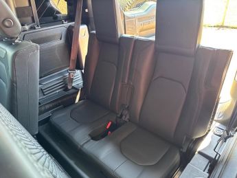 Land Rover Defender 110 3.0 D250 MHEV X-Dynamic HSE Auto 4WD Euro 6 (s/s) 5dr