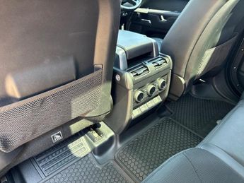 Land Rover Defender 110 3.0 D250 MHEV X-Dynamic HSE Auto 4WD Euro 6 (s/s) 5dr