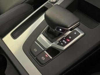 Audi Q5 2.0 TFSI 45 Sport SUV 5dr Petrol S Tronic quattro Euro 6 (s/s) (