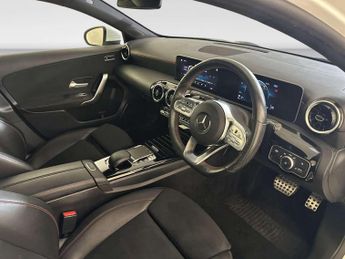 Mercedes-Benz A Class 1.5 A180d AMG Line (Executive) Hatchback 5dr Diesel 7G-DCT Euro 