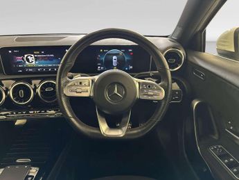 Mercedes-Benz A Class 1.5 A180d AMG Line (Executive) Hatchback 5dr Diesel 7G-DCT Euro 