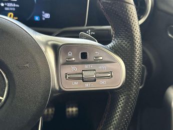Mercedes-Benz A Class 1.5 A180d AMG Line (Executive) Hatchback 5dr Diesel 7G-DCT Euro 