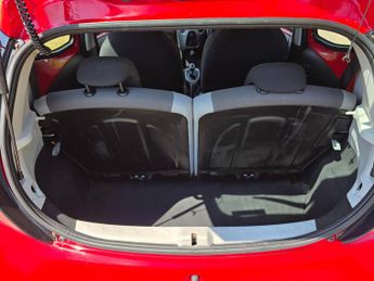 Toyota AYGO 1.0 VVT-i x-play x-shift Euro 5 5dr Euro 5