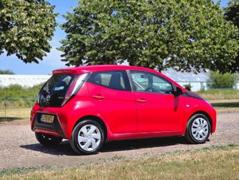 Toyota AYGO 1.0 VVT-i x-play x-shift Euro 5 5dr Euro 5