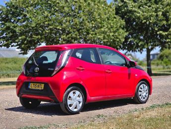 Toyota AYGO 1.0 VVT-i x-play x-shift Euro 5 5dr Euro 5