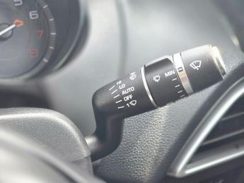 Jaguar XE 2.0 GTDi Prestige Auto Euro 6 (s/s) 4dr