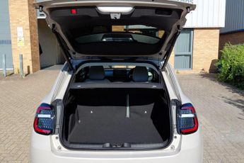 Fiat 600 1.2 MHEV La Prima e-DCT Euro 6 (s/s) 5dr