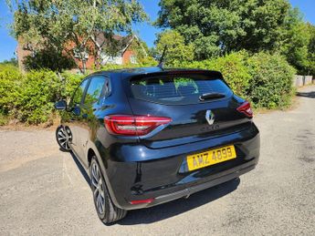 Renault Clio 1.6 E-TECH Evolution Auto Euro 6 (s/s) 5dr