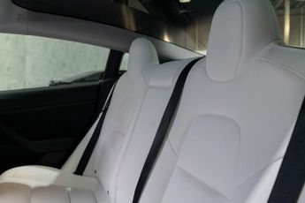 Tesla Model 3 (Dual Motor) Long Range Auto 4WDE 4dr