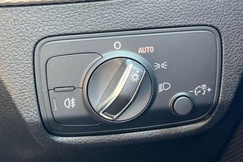 Audi Q2 1.5 TFSI CoD 35 Sport SUV 5dr Petrol S Tronic Euro 6 (s/s) (150 