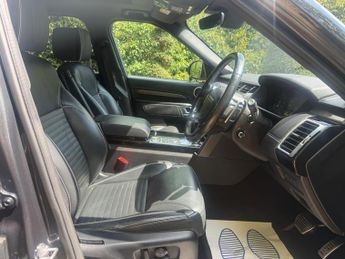 Land Rover Discovery 3.0 SD V6 HSE Luxury Auto 4WD Euro 6 (s/s) 5dr