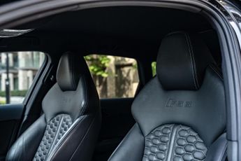 Audi RS6 Avant 4.0 TFSI V8 Tiptronic quattro Euro 6 (s/s) 5dr