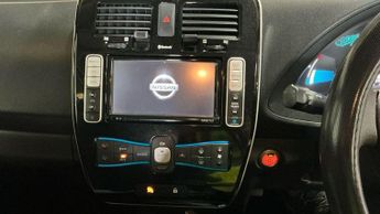 Nissan Leaf 30kWh Acenta Auto 5dr