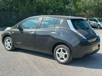 Nissan Leaf 30kWh Acenta Auto 5dr