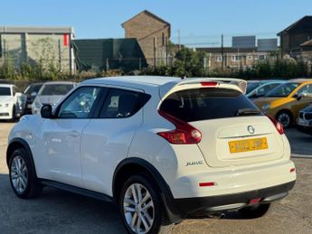 Nissan Juke 1.6 Acenta Premium CVT Euro 5 5dr