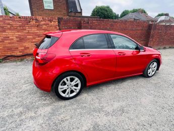 Mercedes-Benz A Class 2.1 A200d Sport (Premium) 7G-DCT Euro 6 (s/s) 5dr