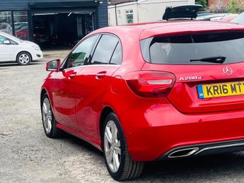 Mercedes-Benz A Class 2.1 A200d Sport (Premium) 7G-DCT Euro 6 (s/s) 5dr