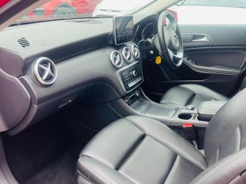 Mercedes-Benz A Class 2.1 A200d Sport (Premium) 7G-DCT Euro 6 (s/s) 5dr