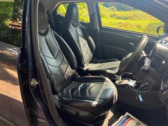 Toyota AYGO 1.0 VVT-i x-pression x-shift Euro 5 5dr Euro 5