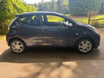 Toyota AYGO 1.0 VVT-i x-pression x-shift Euro 5 5dr Euro 5