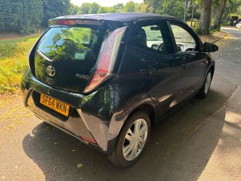 Toyota AYGO 1.0 VVT-i x-pression x-shift Euro 5 5dr Euro 5