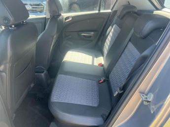 Vauxhall Corsa 1.4 16V SE Auto Euro 5 5dr