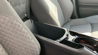 Toyota C-HR 1.8 VVT-h Design CVT Euro 6 (s/s) 5dr