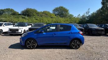 Toyota Yaris 1.5 VVT-h Design E-CVT Euro 6 (s/s) 5dr
