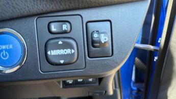 Toyota Yaris 1.5 VVT-h Design E-CVT Euro 6 (s/s) 5dr