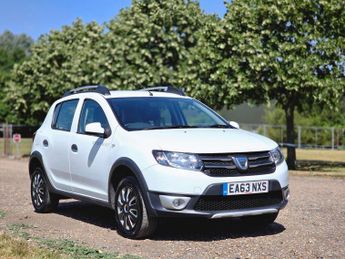 Dacia Sandero 0.9 TCe Laureate Euro 5 5dr