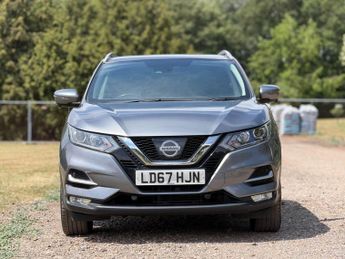 Nissan Qashqai 1.2 DIG-T N-Connecta XTRON Euro 6 (s/s) 5dr