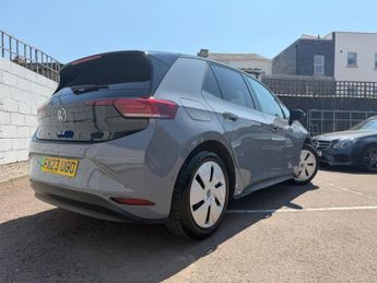 Volkswagen ID.3 Pro Performance 58kWh Life Auto 5dr
