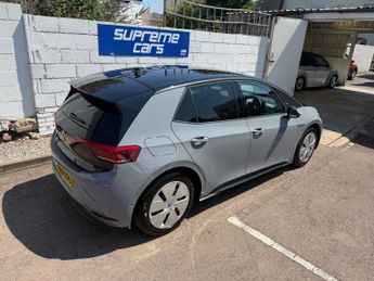 Volkswagen ID.3 Pro Performance 58kWh Life Auto 5dr