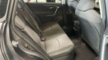 Toyota RAV4 2.5 VVT-h Design CVT 4WD Euro 6 (s/s) 5dr