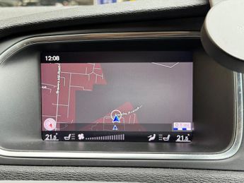 Volvo V40 2.0 D2 Momentum Nav Plus Auto Euro 6 (s/s) 5dr