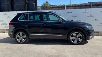 Volkswagen Tiguan 2.0 TDI BlueMotion Tech SEL DSG 4Motion Euro 6 (s/s) 5dr