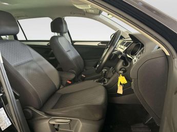 Volkswagen Tiguan 1.5 TSI EVO Match SUV 5dr Petrol DSG Euro 6 (s/s) (150 ps)