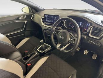 Kia Ceed 1.6 CRDi GT-Line Hatchback 5dr Diesel Manual Euro 6 (s/s) (134 b