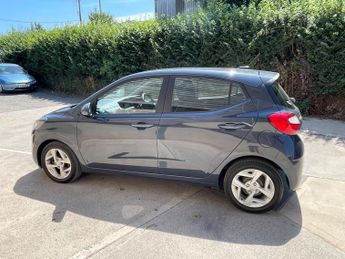 Hyundai i10 1.0 SE Connect Hatchback 5dr Petrol Auto Euro 6 (s/s) (67 ps)