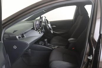 Suzuki Swace 1.8h Ultra CVT Euro 6 (s/s) 5dr