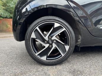 Hyundai i10 1.0 Premium Auto Euro 6 (s/s) 5dr