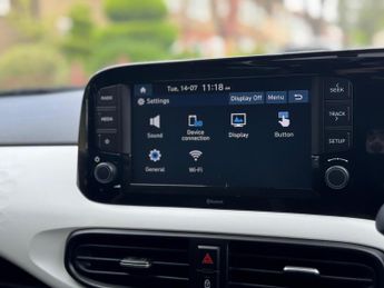 Hyundai i10 1.0 Premium Auto Euro 6 (s/s) 5dr