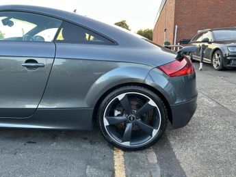 Audi TT 2.0 TFSI Black Edition S Tronic Euro 5 (s/s) 3dr