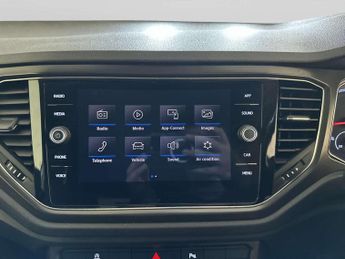 Volkswagen T-Roc 1.0 TSI GPF Design SUV 5dr Petrol Manual Euro 6 (s/s) (115 ps)