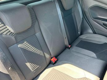 Ford Fiesta 1.6 Titanium Powershift Euro 5 5dr